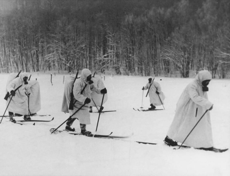 finnish-ski-troops-during-the-winter-of-1940