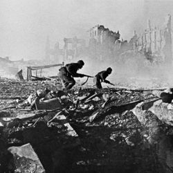 soviet-troops-at-the-battle-of-stalingrad